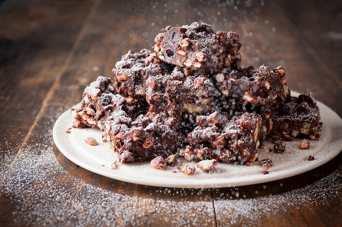 Rocky Road Cake (Schokoladen-Marshmallow-Kuchen, USA)