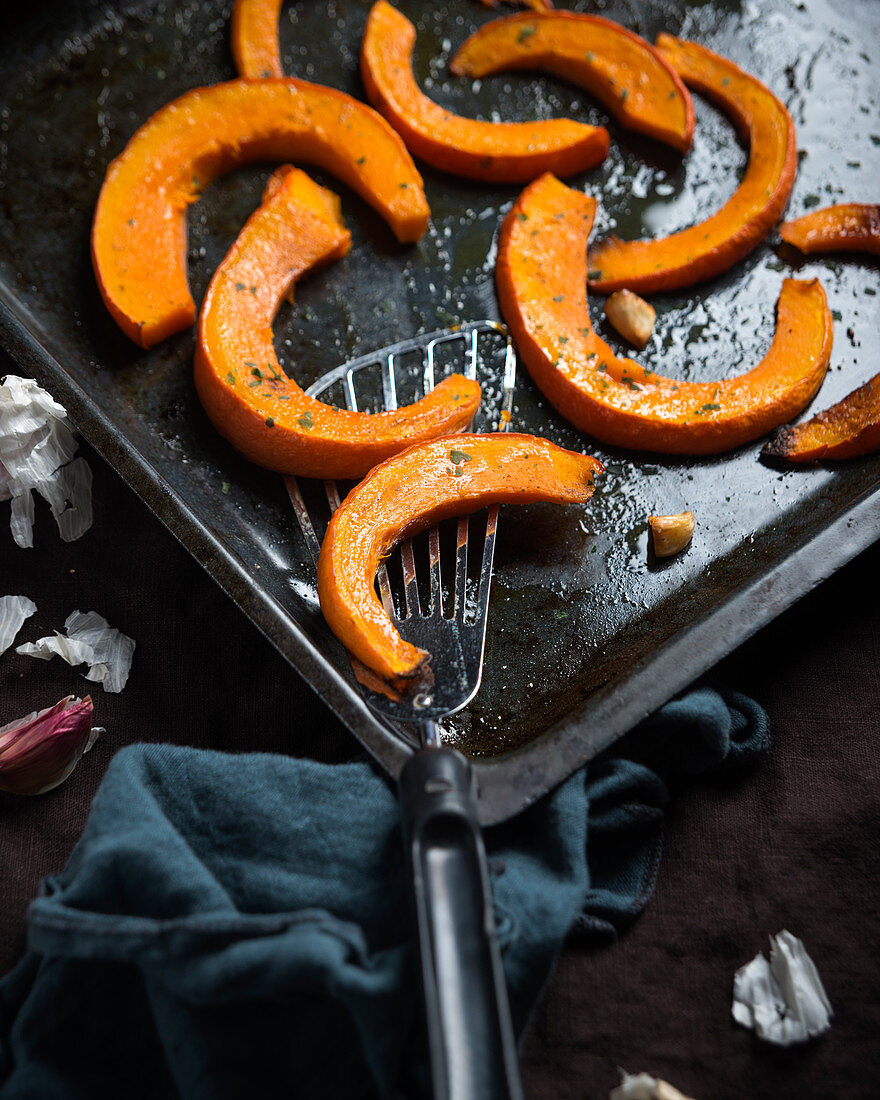 Oven-baked Hokkaido pumpkin wedges