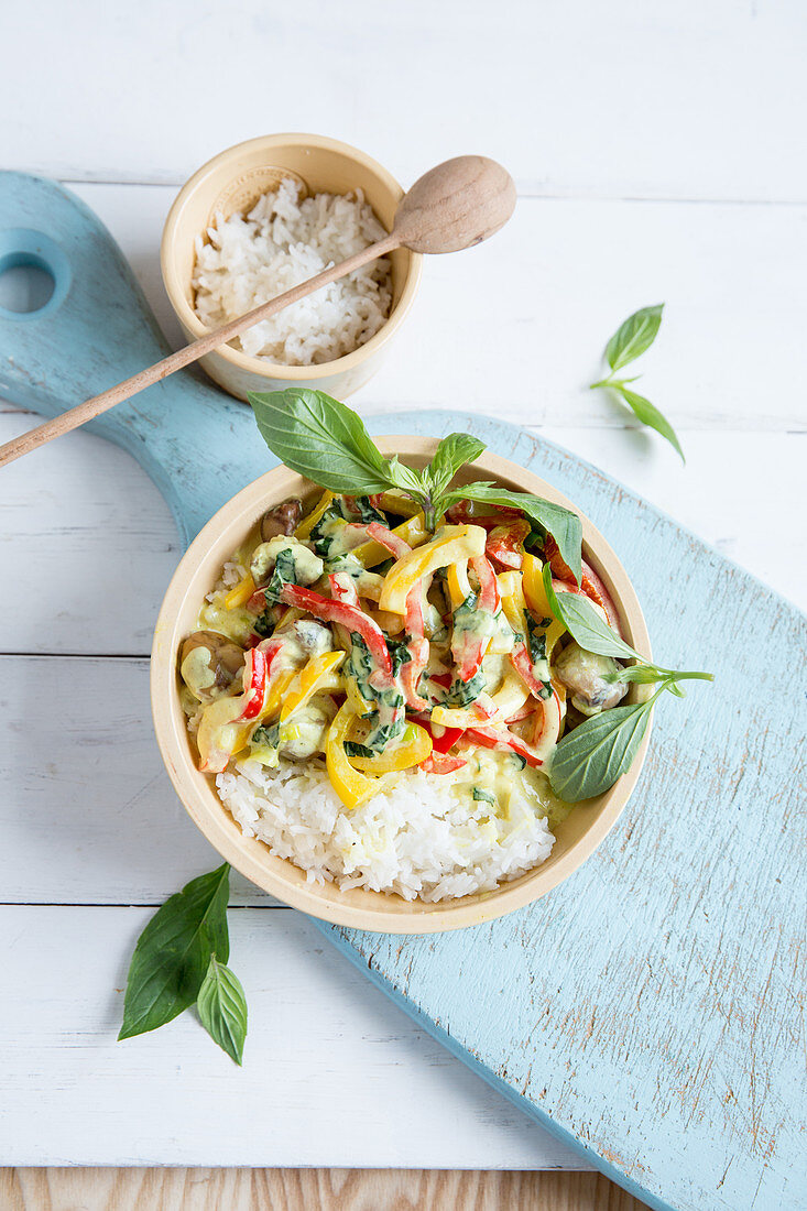 Thai curry with pepper and rice