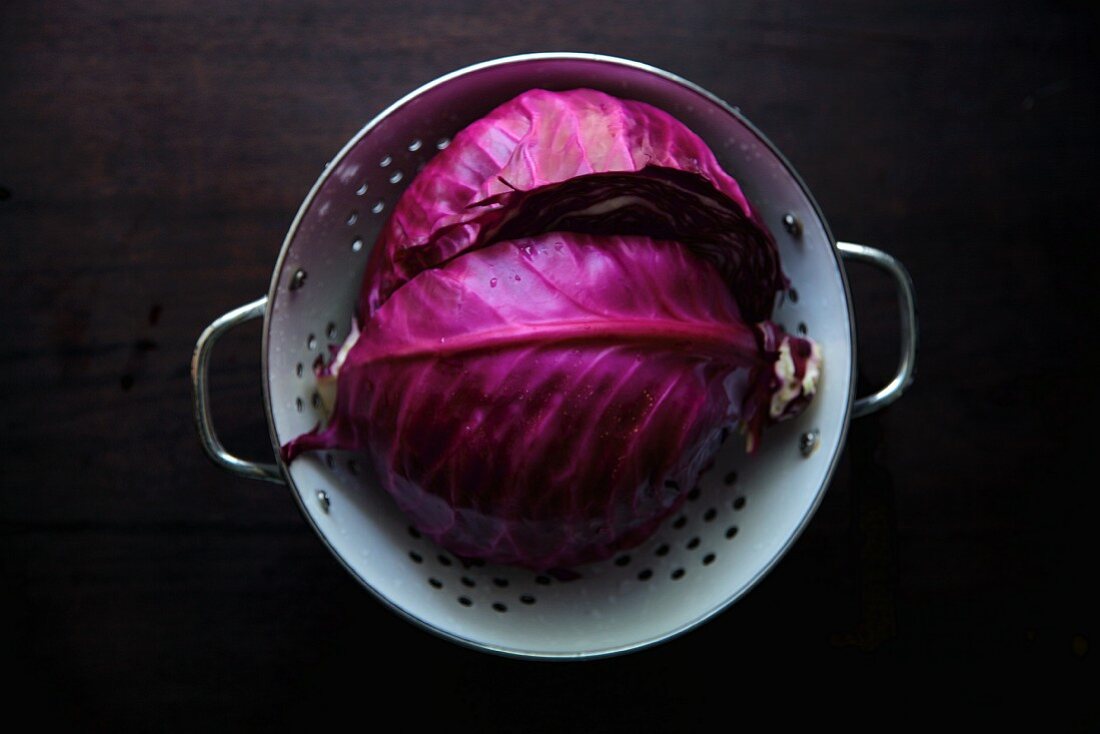 Red Cabbage in a collander