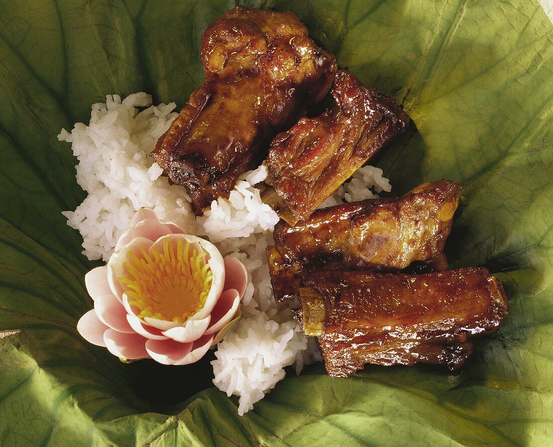 Barbecue Spare Ribs with White Rice; Flower