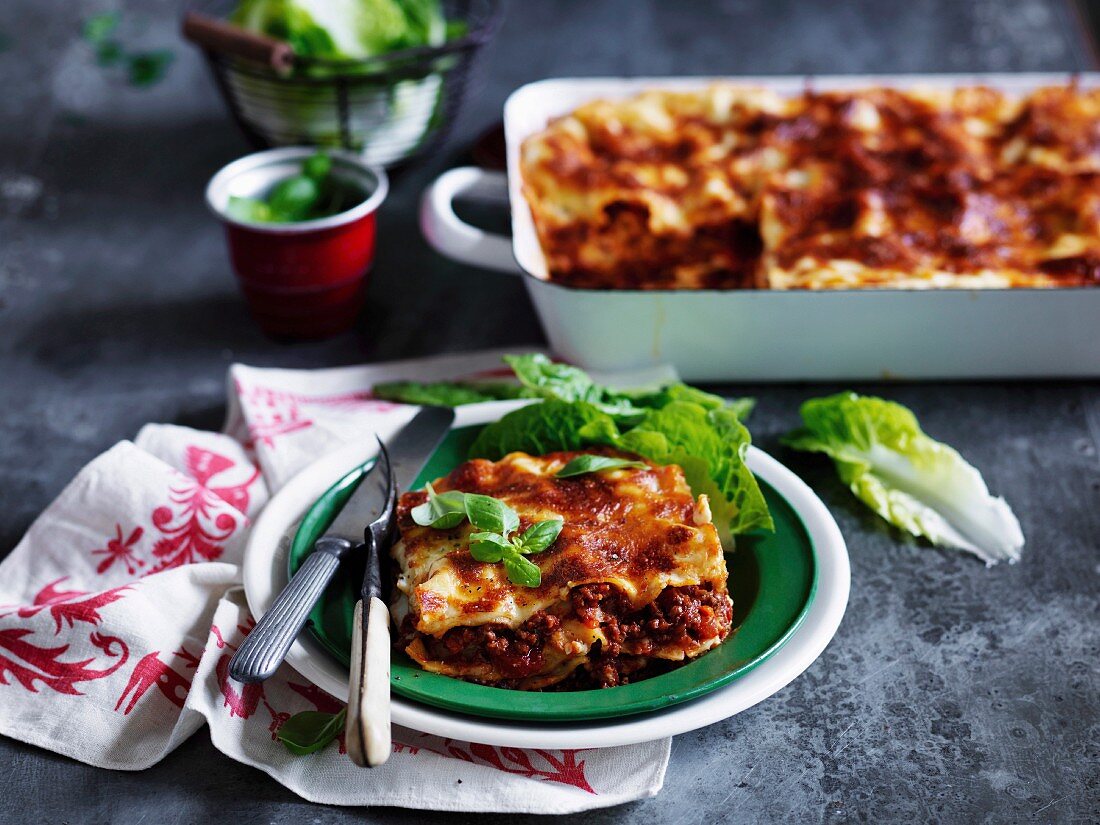 Lasagne al forno (Nudelauflauf mit Fleischsauce, Italien)