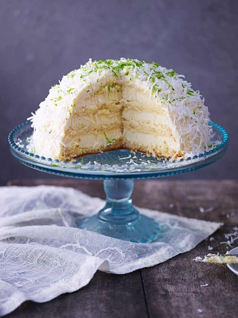 A snowball cake with limes