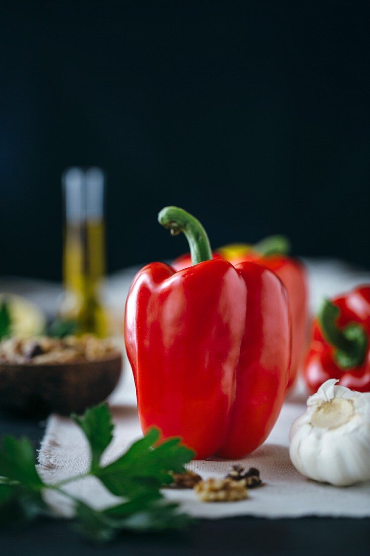 Zutaten für Dip mit geröstetem Paprika