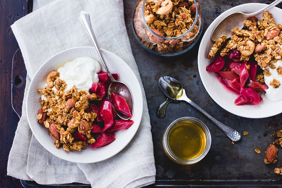 Poached rhubarb and honey, yoghurt and granola breakfast