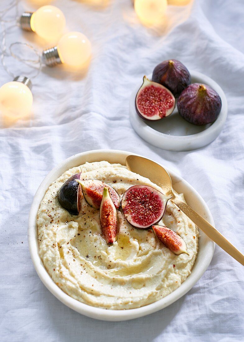 Creamy cauliflower with truffle, parmesan and fresh figs