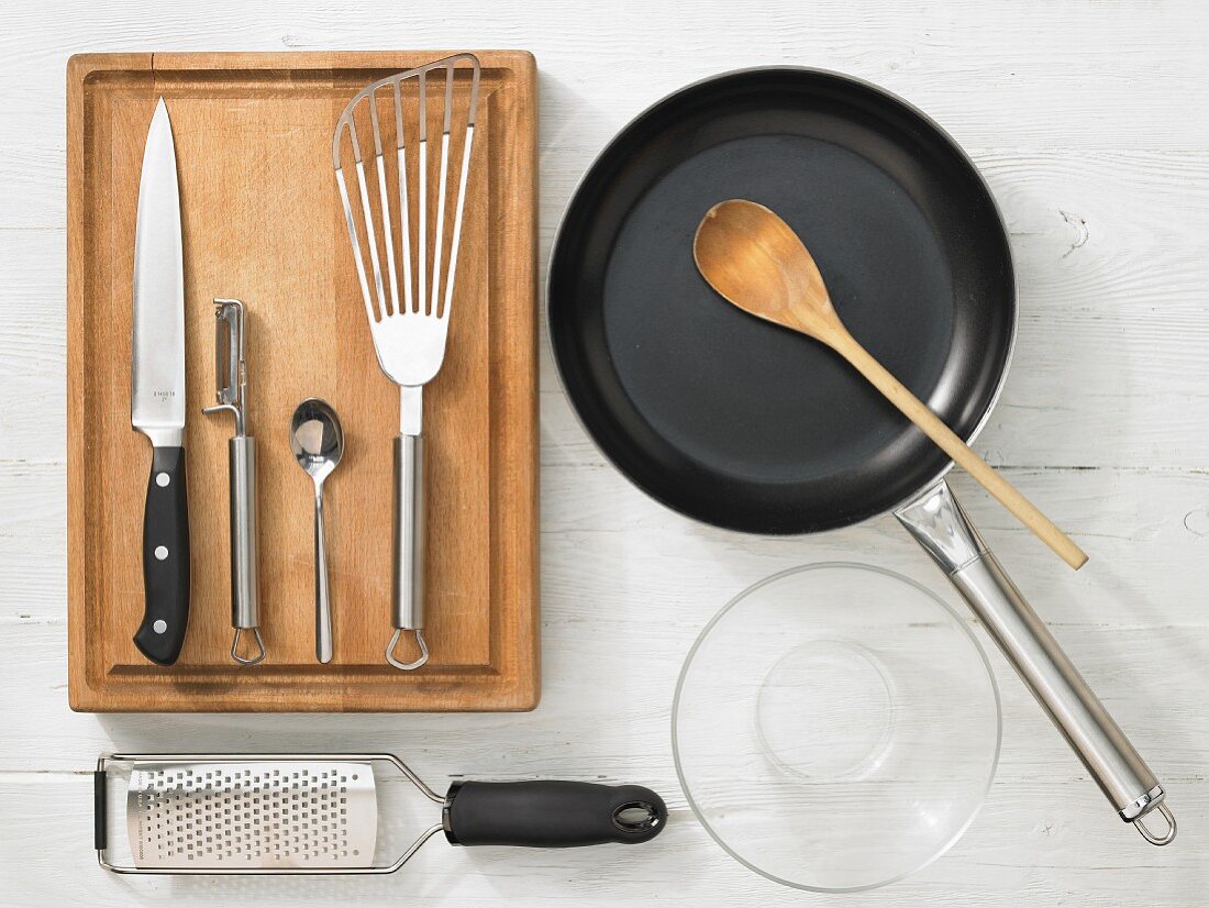 Kitchen utensils for preparing rice