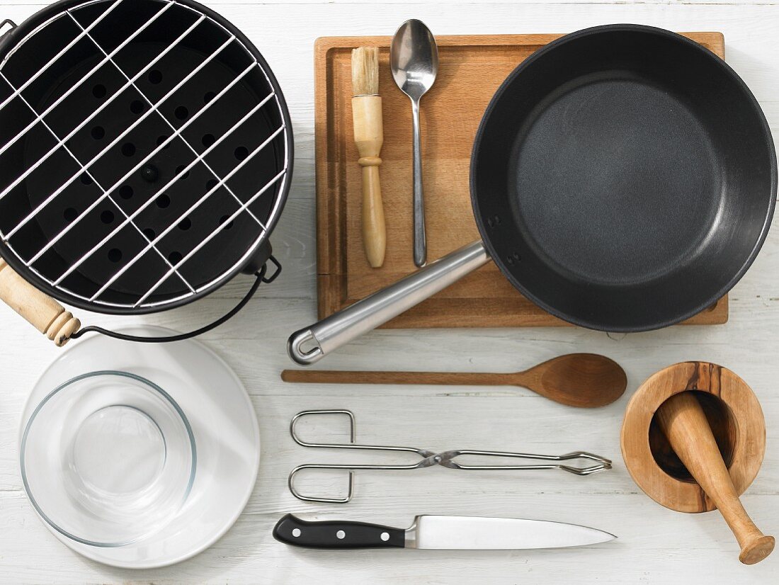 Kitchen utensils for grilling fruit