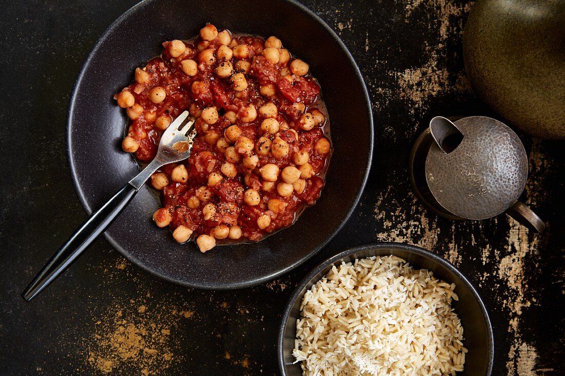 Vegetarisches Kichererbsen-Masala mit Tomaten (Indien)