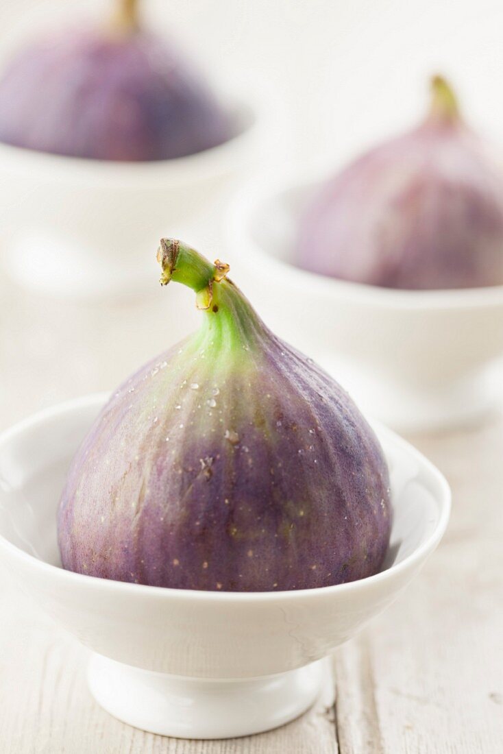 Figs in Mini Bowls