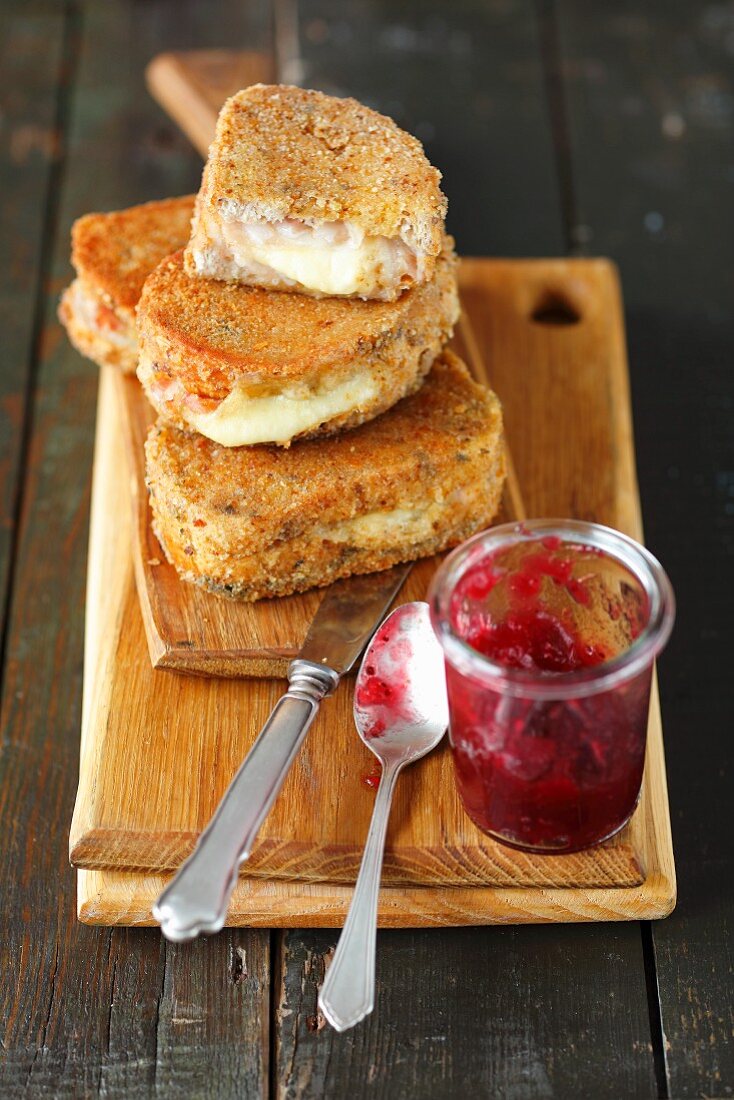 Fried bread sandwiches with mozzarella and bacon