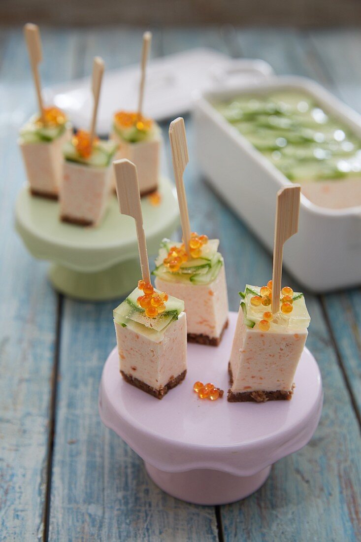 Terrine cubes with cucumber and salmon caviar