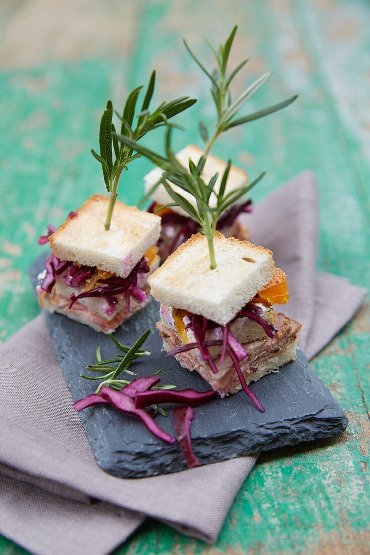 Tramezzini with red cabbage and rosemary
