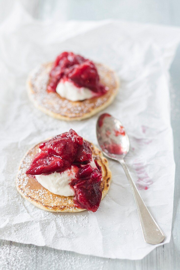 Pancakes with plum compote