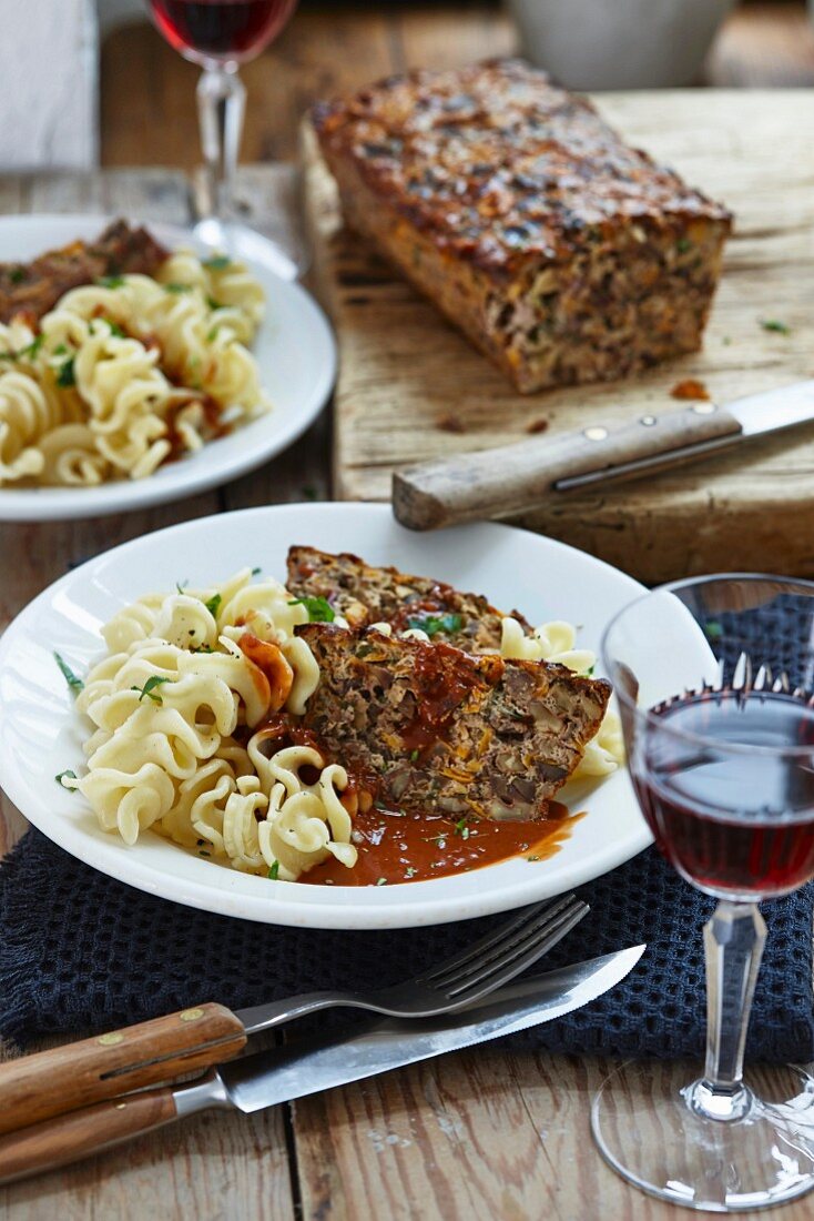 Chestnut and nut roast with spiral pasta