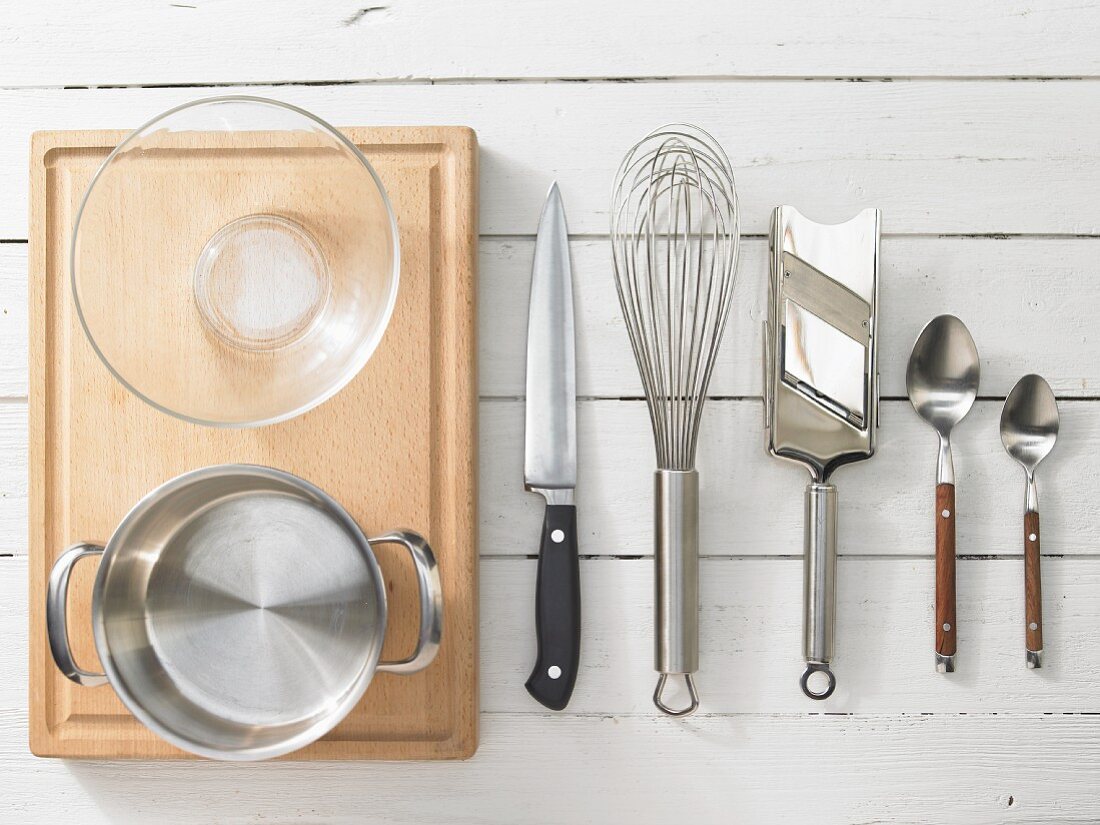 Kitchen utensils for making a crab salad