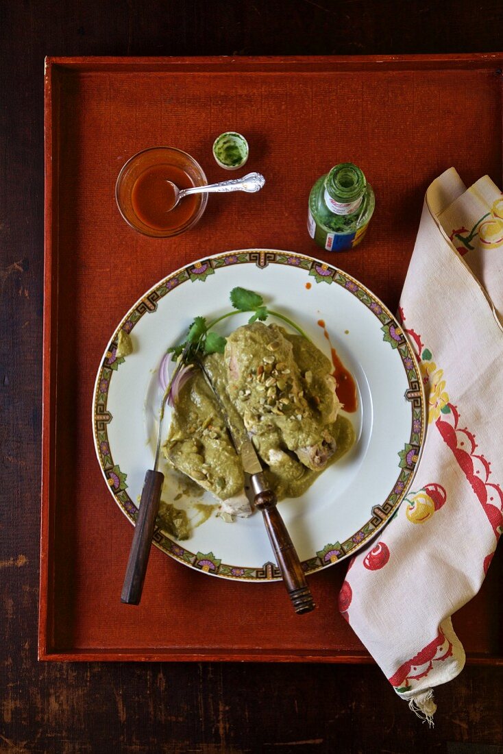 Tortilla mit Salsa Verde (Mexiko)
