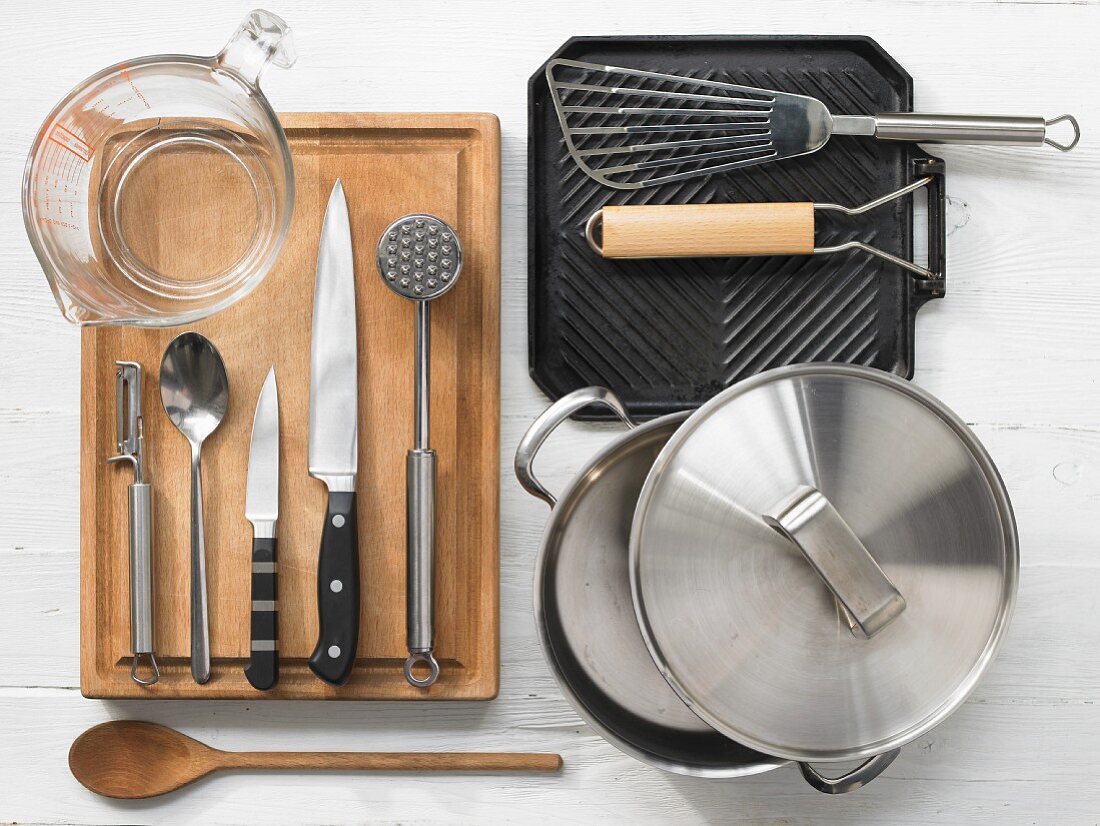 Utensils for meat dishes