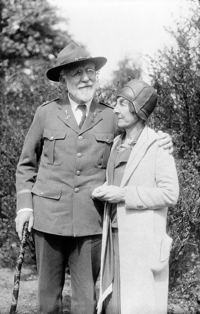 Mary Strong Clemens, American botanist, with her husband