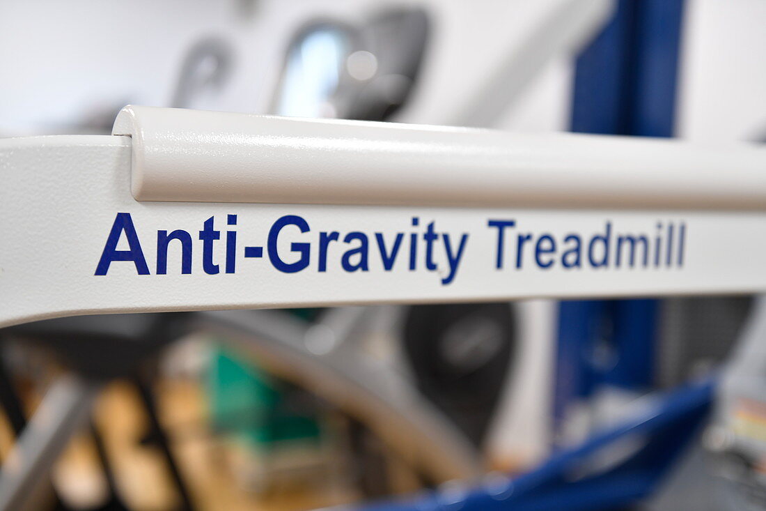 Anti-gravity treadmill