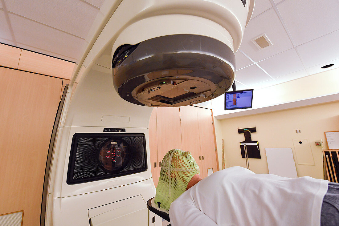 Brain cancer radiotherapy