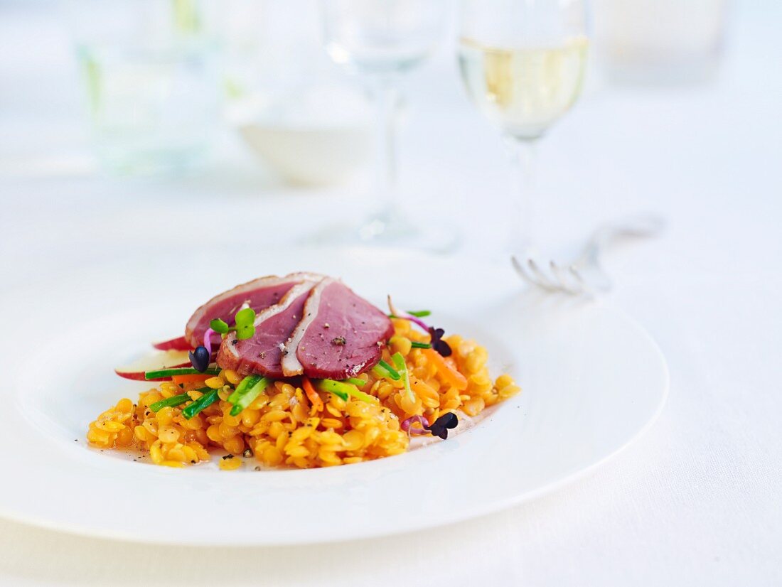 Smoked duck breast with lentils, carrots and lemongrass