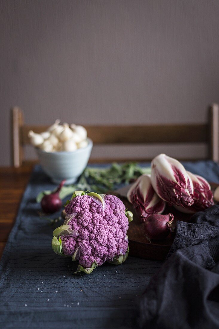 Purple cauliflower, radicchio and onions