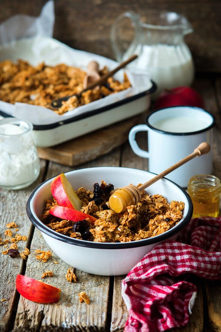 Honey granola in an enamel bowl