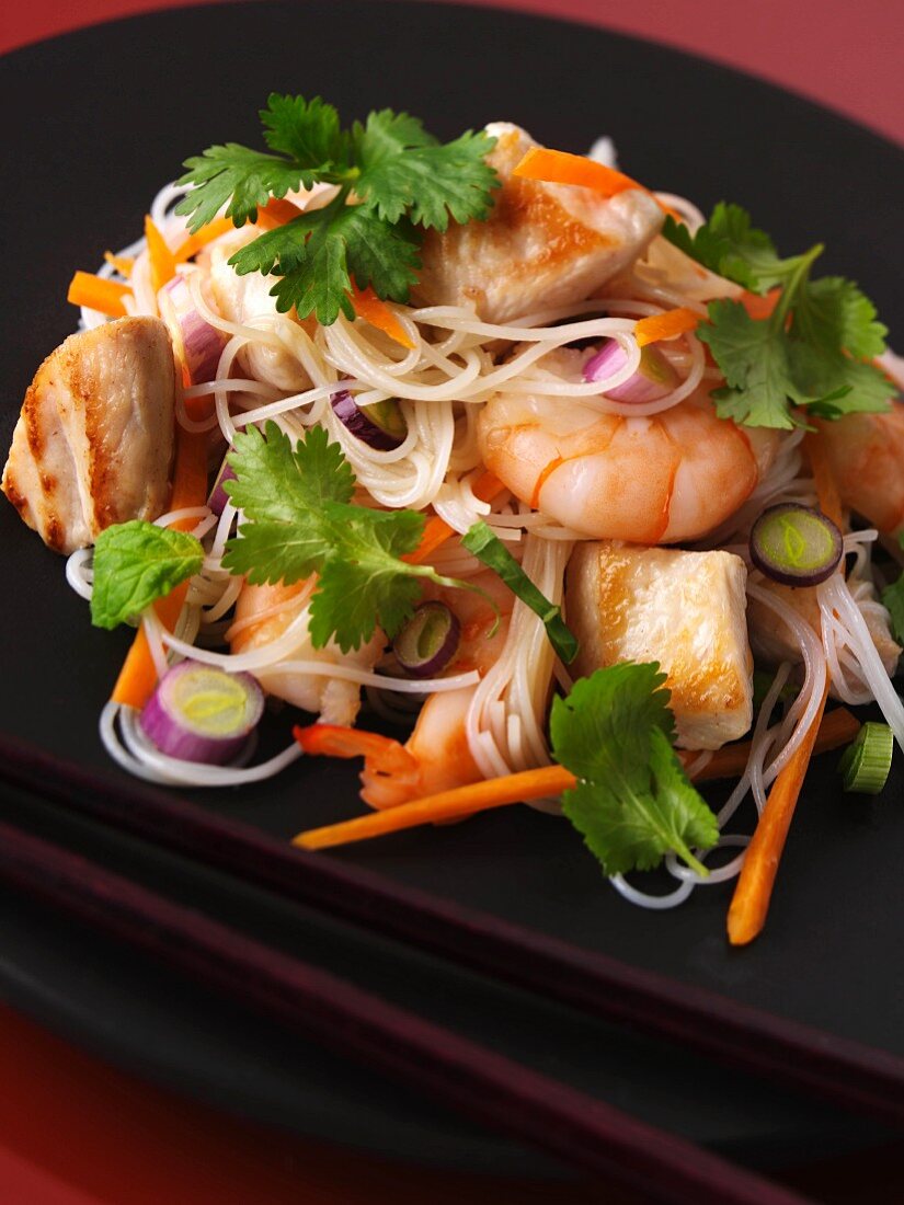 Vietnamese noodle salad with pork and prawns