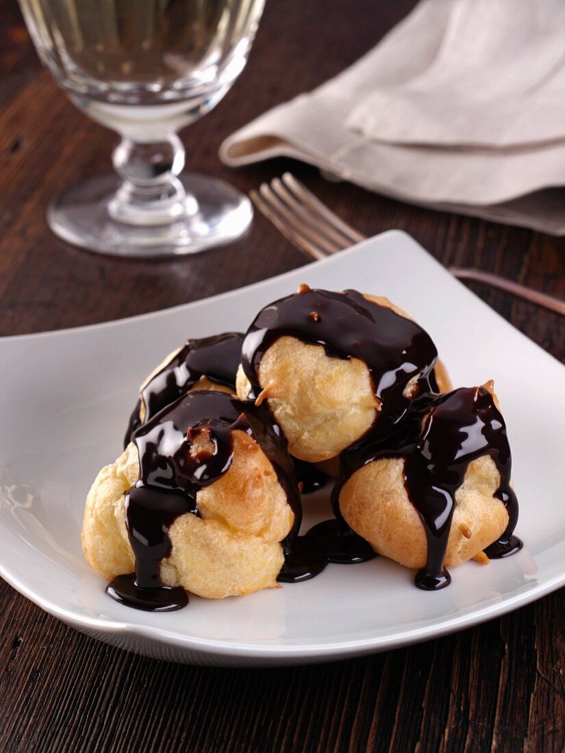 Chocolate profiteroles