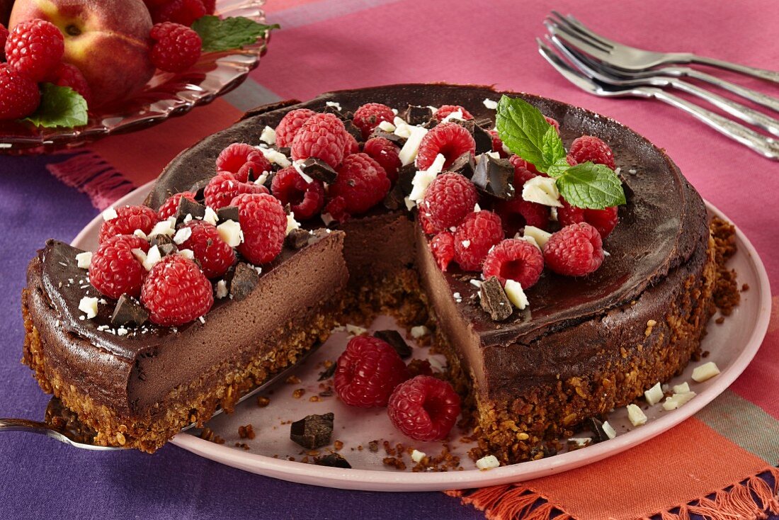 Vegan chocolate cheesecake