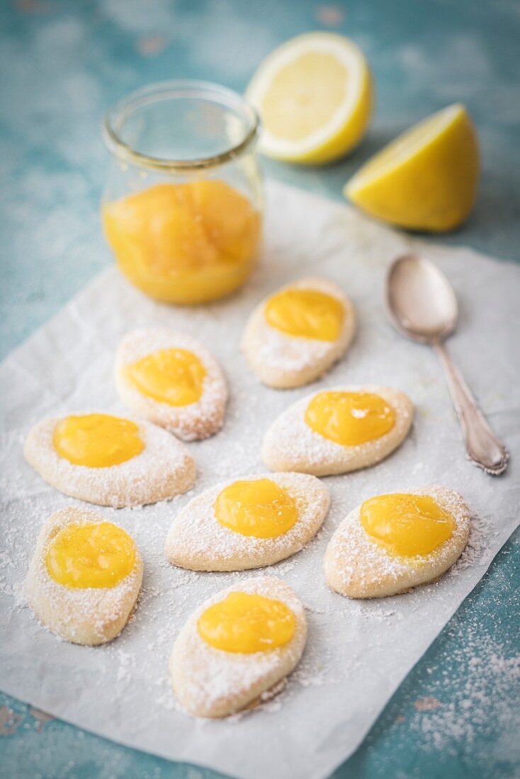 Citronelli on baking paper