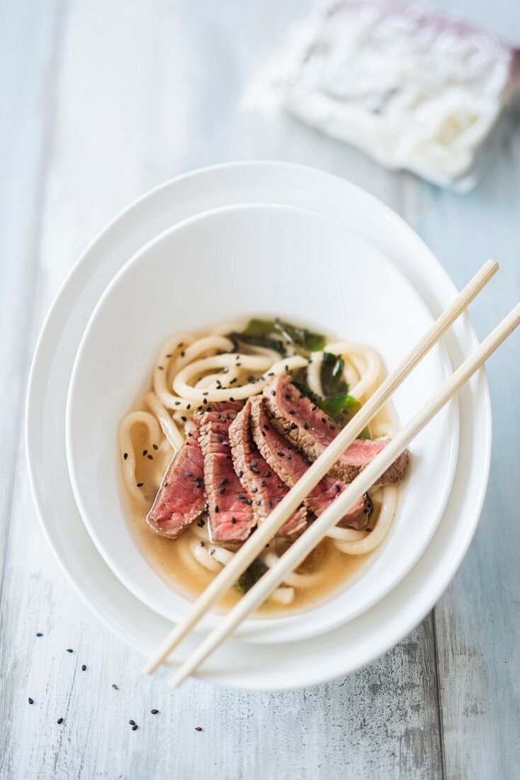 Udon-Suppe mit Wagyu (Japan)