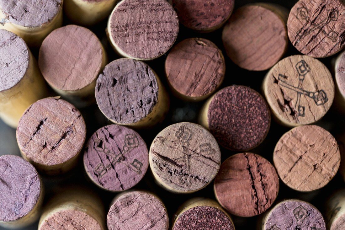 Lots of wine corks (seen from above)