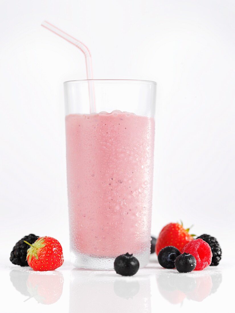 Milkshake with berries
