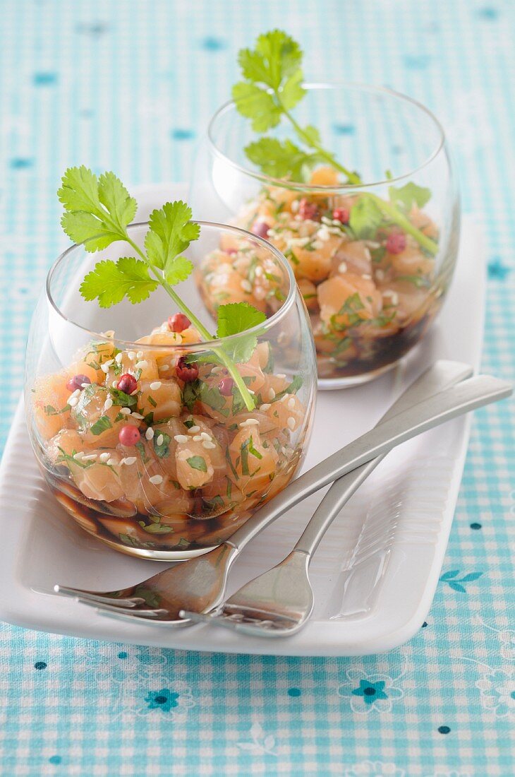Salmon tartare with ginger, pink peppercorns and coriander