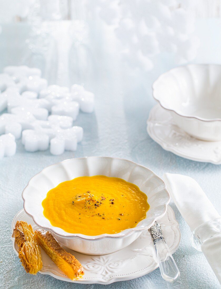 Carrot cream soup (Christmas)