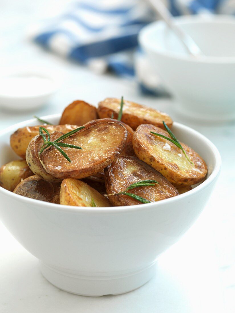 Potato wedges with rosemary