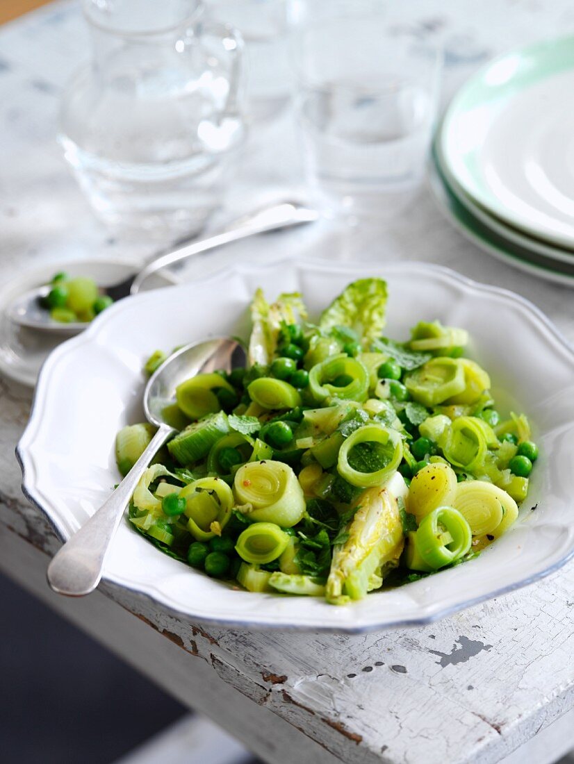 Braised leeks with peas