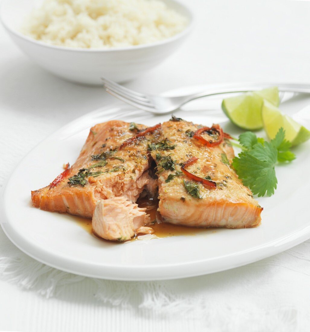 Asian-style salmon fillet with coriander, lime and rice