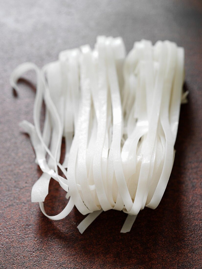 Rice noodles (close-up)