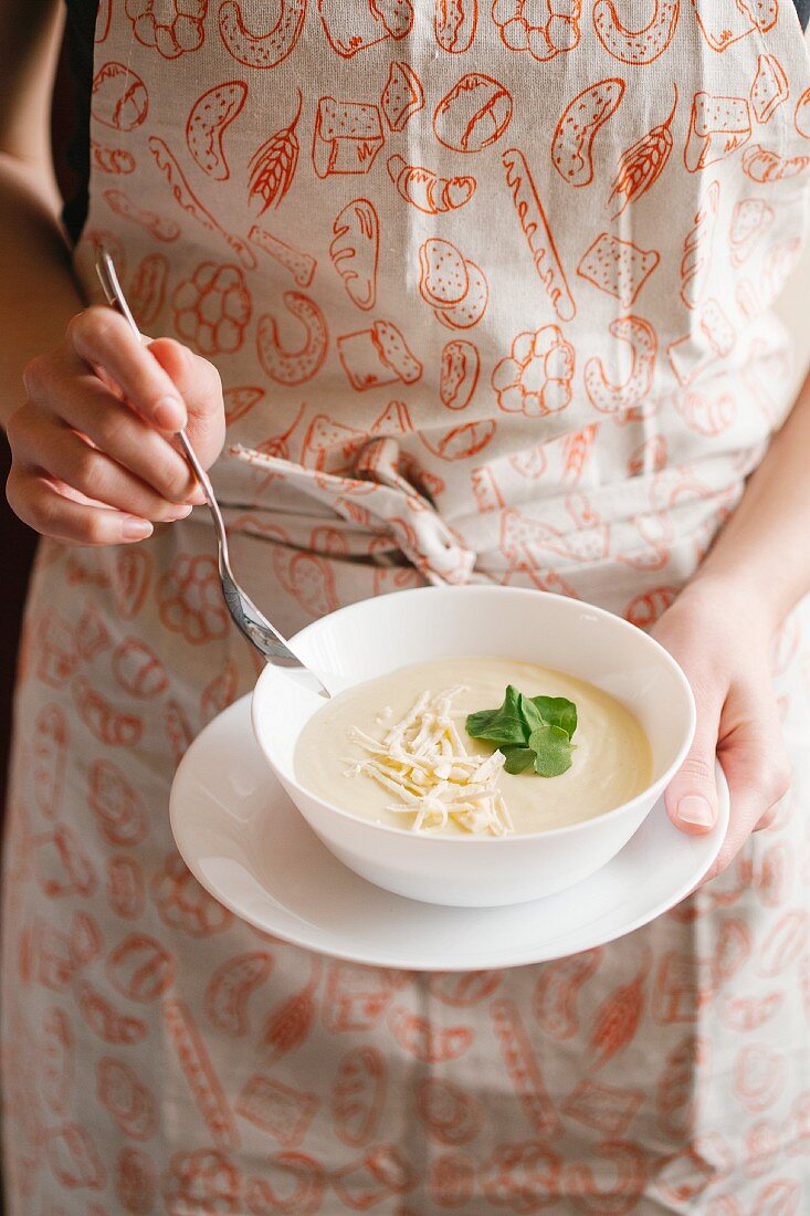 Cheese soup with watercress