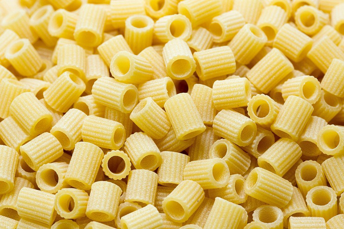 Cylindrical pasta