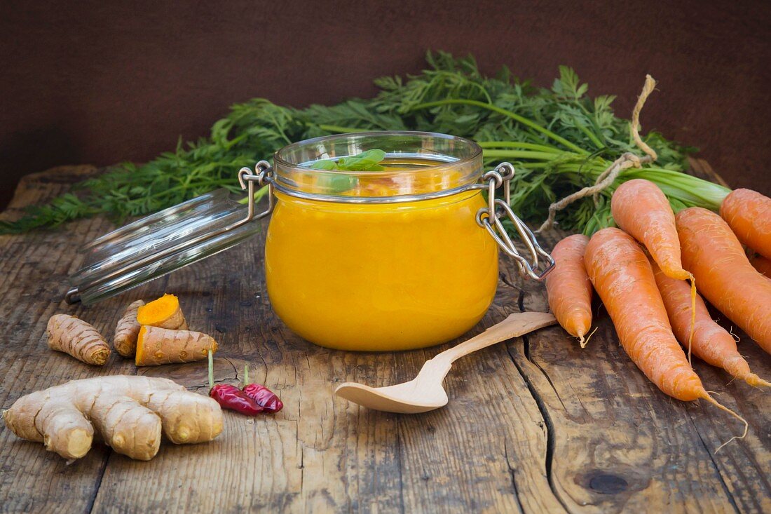 Carrot and turmeric soup with ginger and chilli