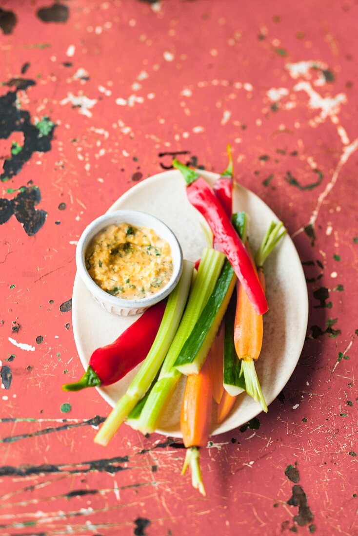 Vegetable sticks with a spicy lupin dip