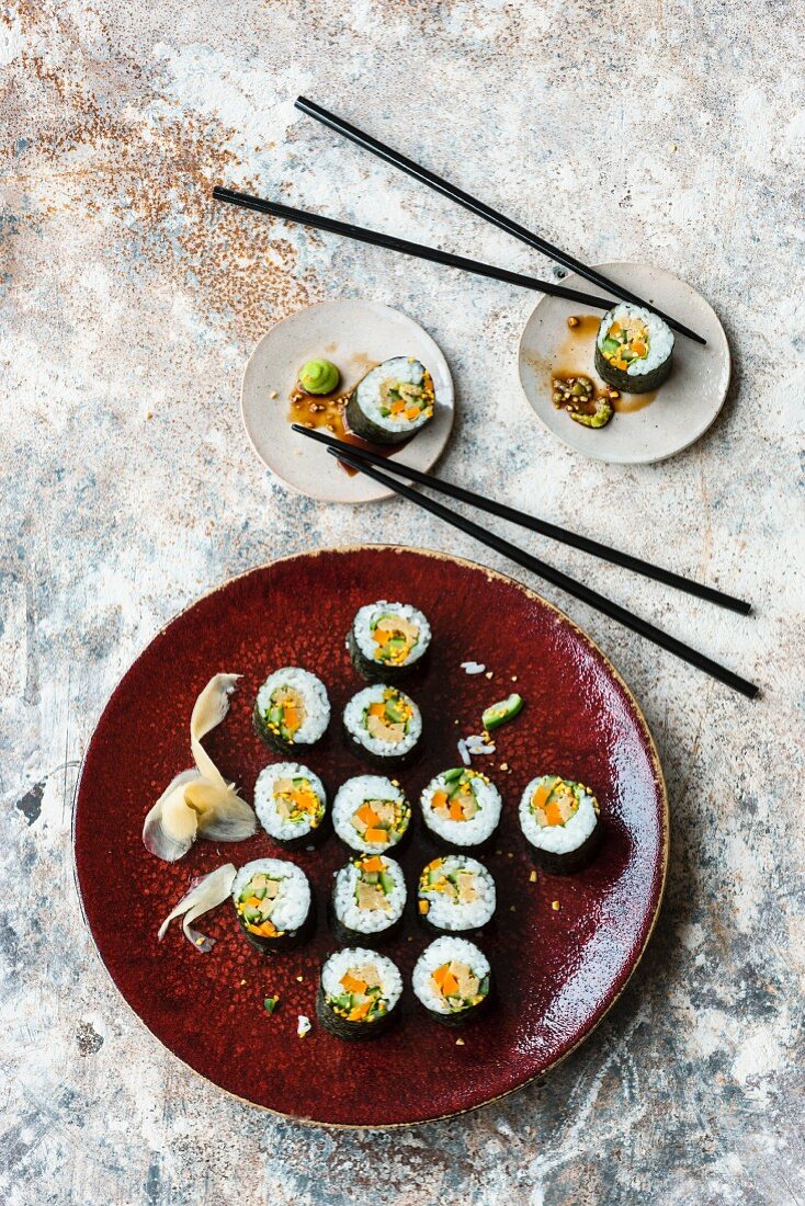 Maki-Sushi mit Lupinenfilet