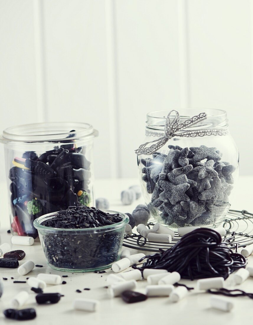 Several varieties of liquorice confectionery