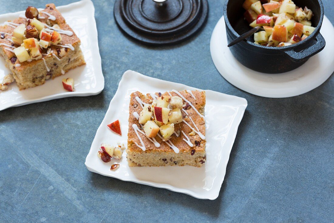 Low Carb Blondies mit Apfel