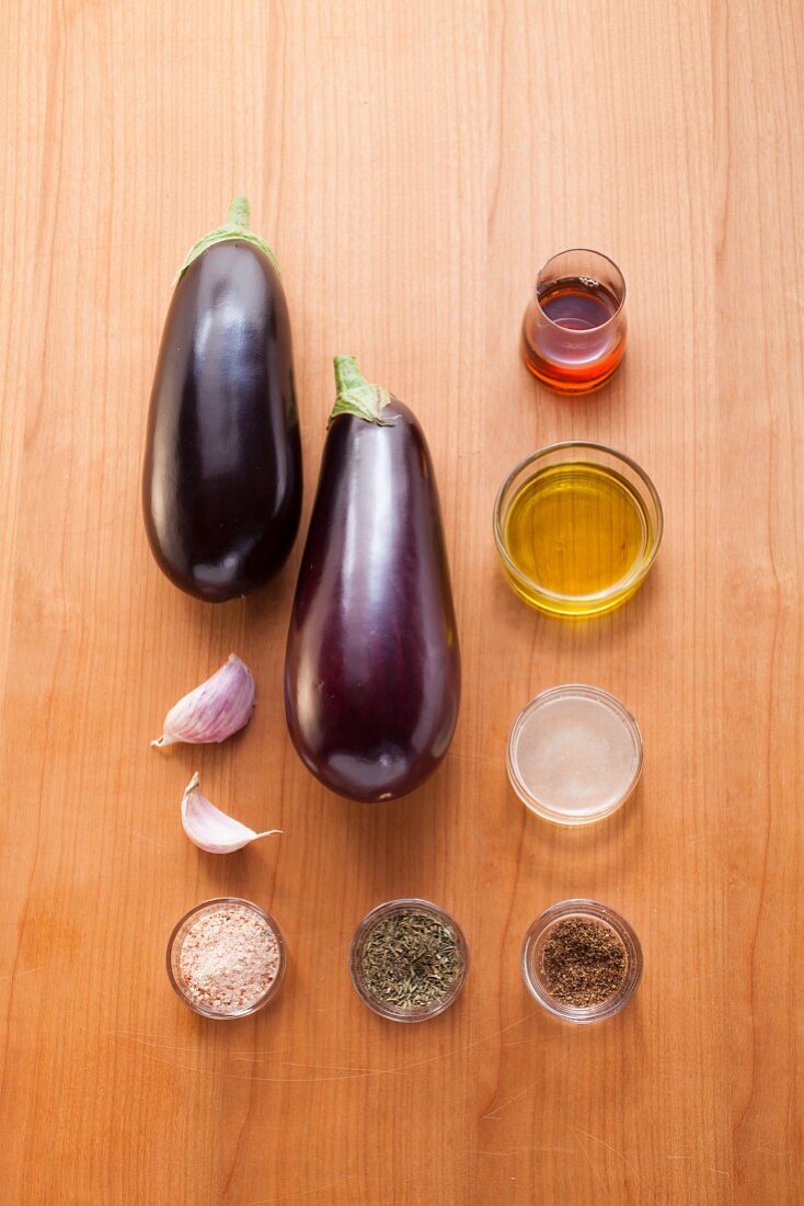 Ingredients for vegan aubergine spread