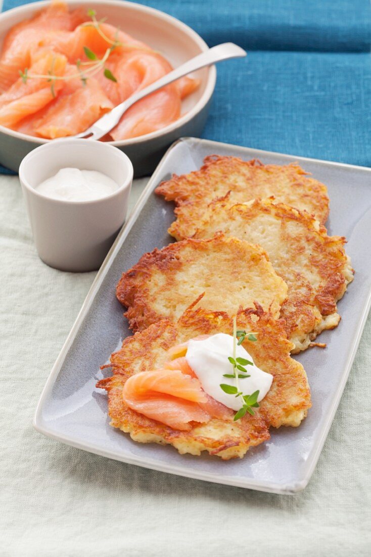 Potato fritters with smoked salmon and sour cream